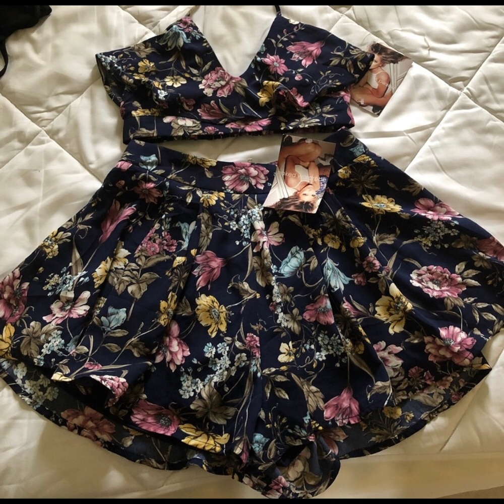 Naked wardrobe set